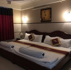 Hoang Quan Hotel