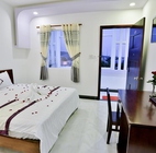 Halona Hotel