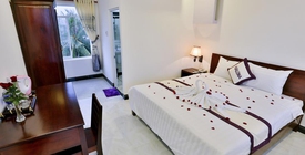 Halona Hotel