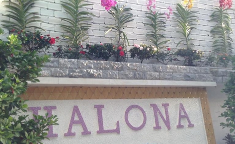 Halona Hotel